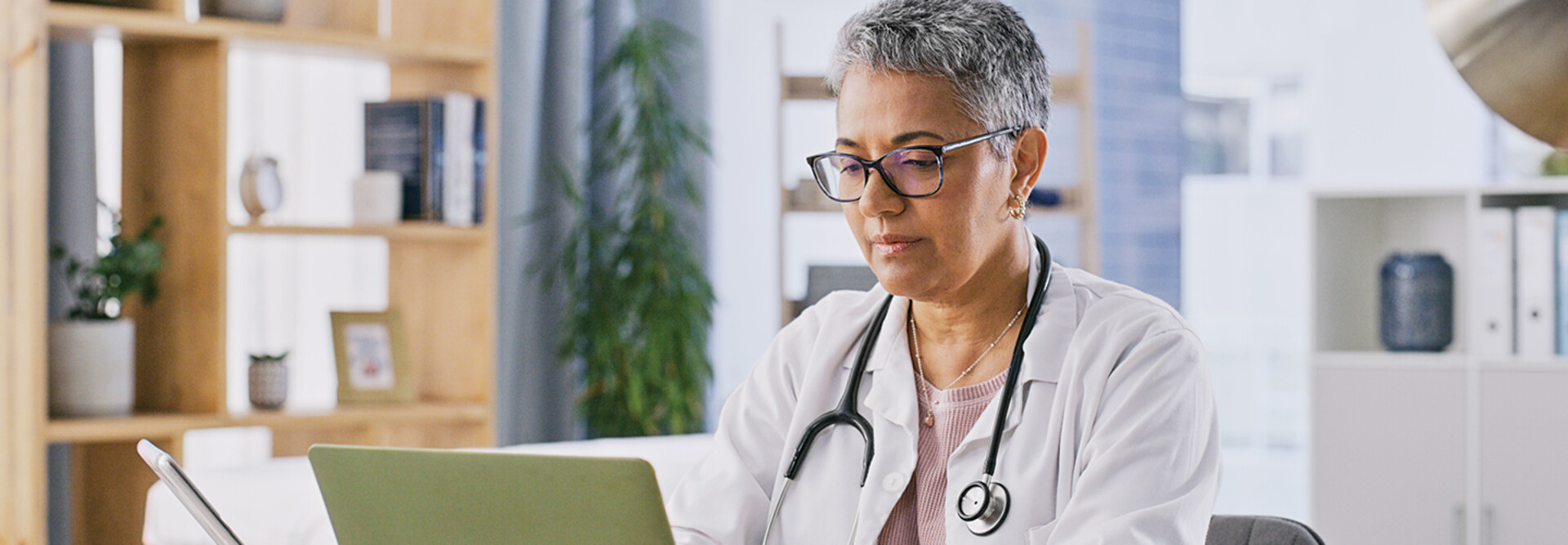 doctor on laptop