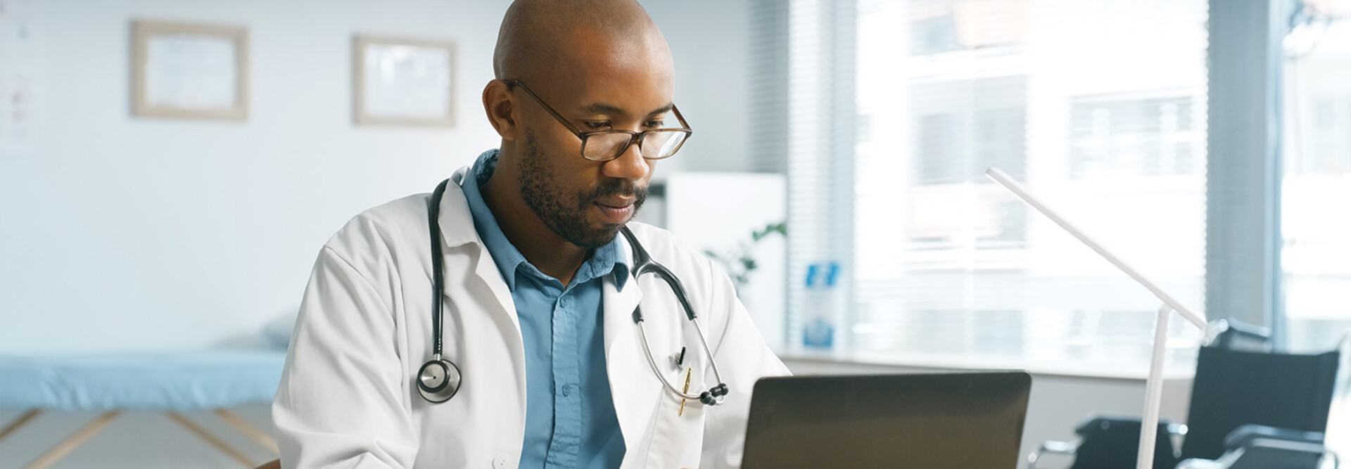doctor on laptop
