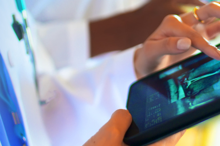 Hardware HealthTech Magazine