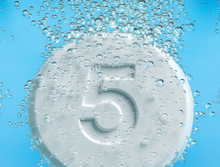 alkaseltzer tablets with fives on them