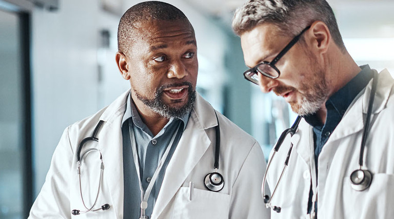 Doctors collaborating in the hospital