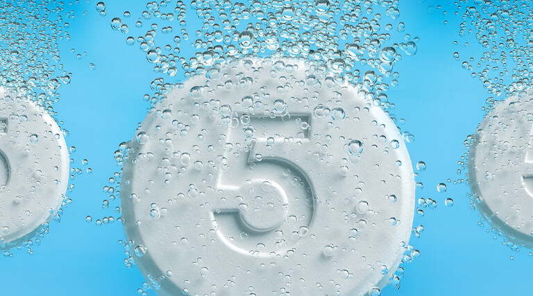 alkaseltzer tablets with fives on them