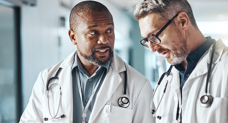 Doctors collaborating in the hospital