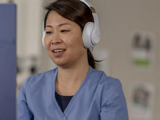 Nurse conducting appointment virtually