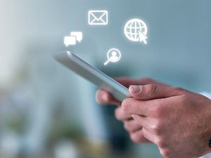 Clinician uses tablet