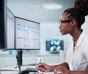 Doctor accessing health records